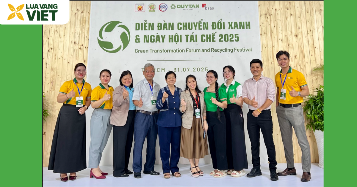 Hình ảnh 2: Gạo Lúa Vàng Việt cùng các doanh nghiệp tại diễn đàn