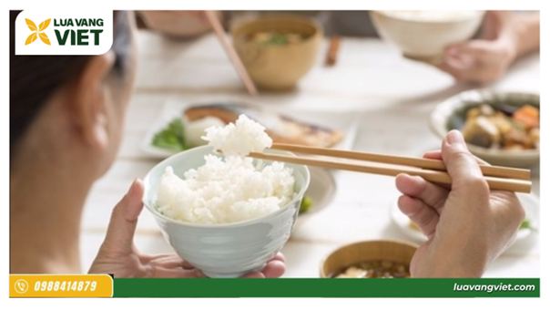 Sử dụng gạo ST25 nhanh sau khi mở bao 2-4 tuần giúp đảm bảo hương vị ngon nhất